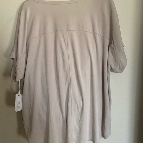 Stylus Top - Picture 2 of 4